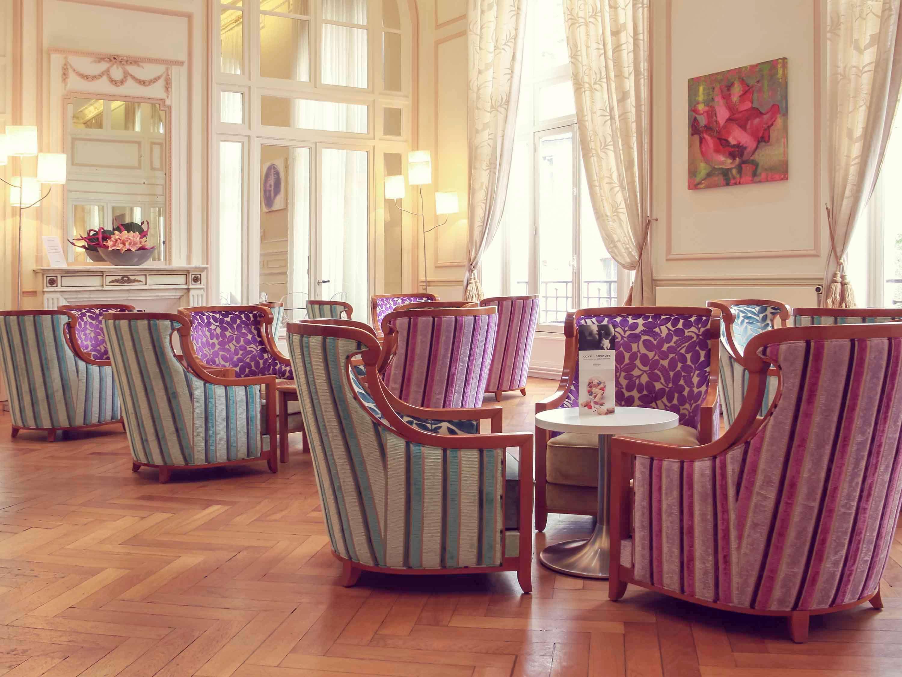 Hotel Mercure Saint-Nectaire Spa & Bien-Etre エクステリア 写真