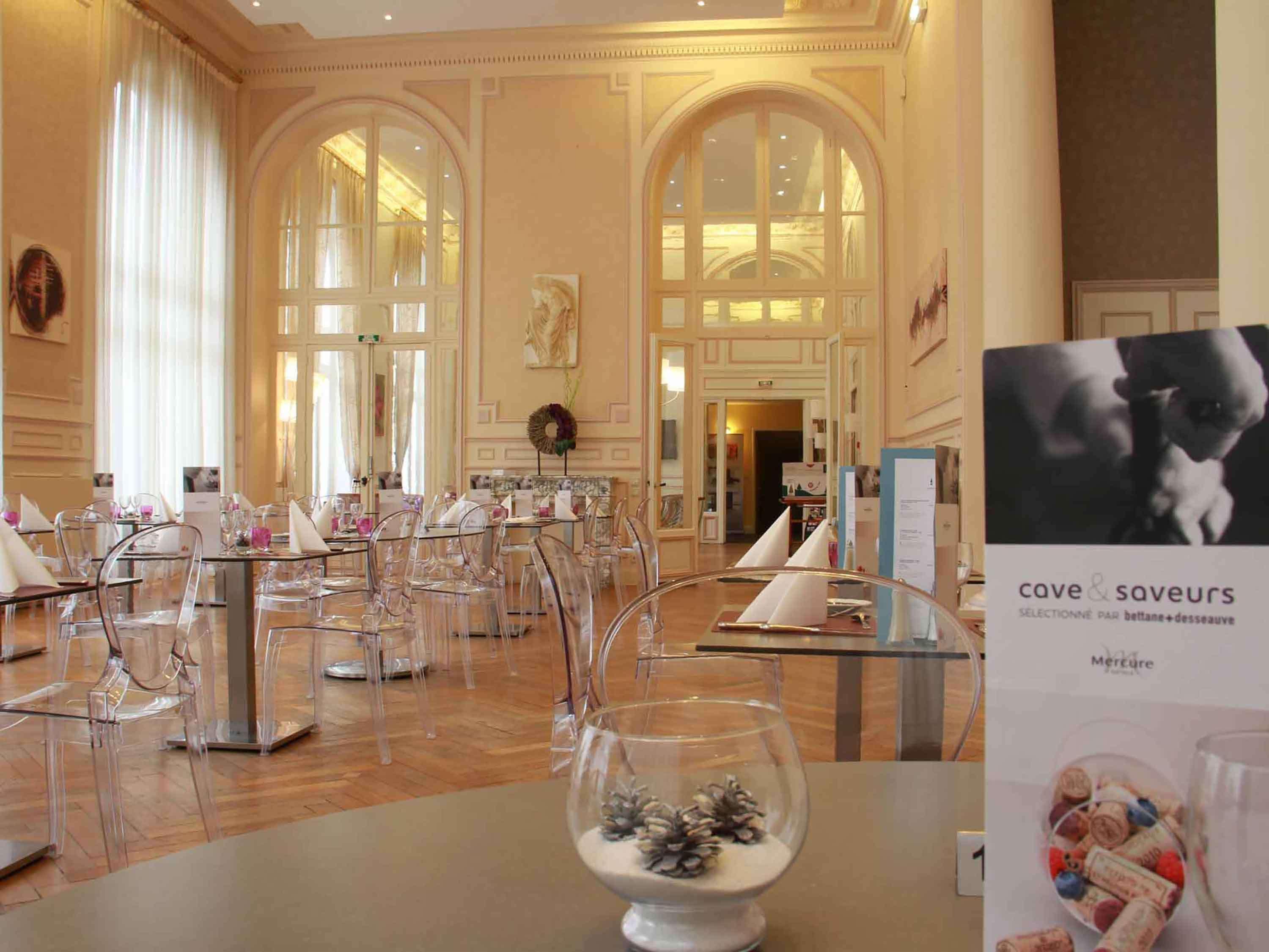 Hotel Mercure Saint-Nectaire Spa & Bien-Etre エクステリア 写真