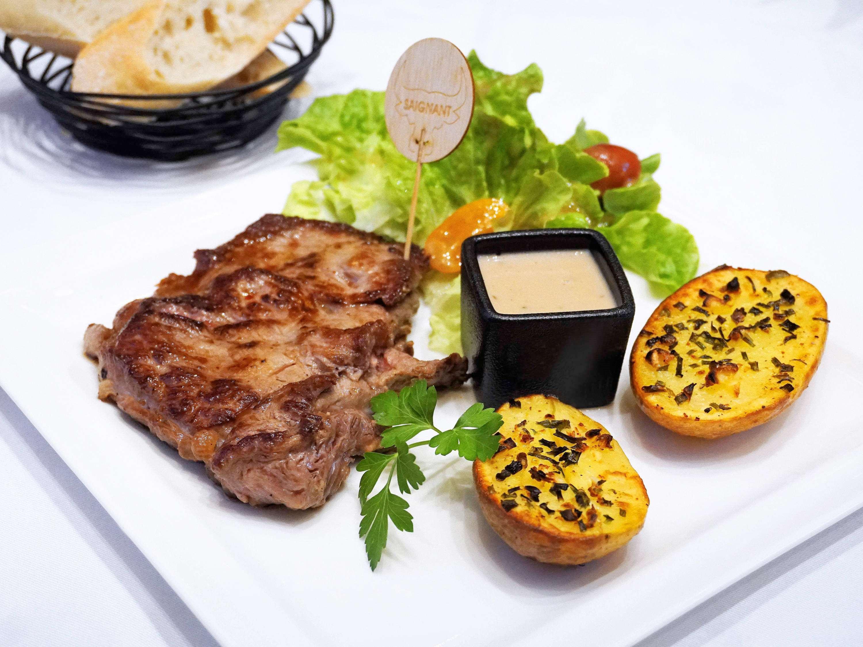 Hotel Mercure Saint-Nectaire Spa & Bien-Etre エクステリア 写真